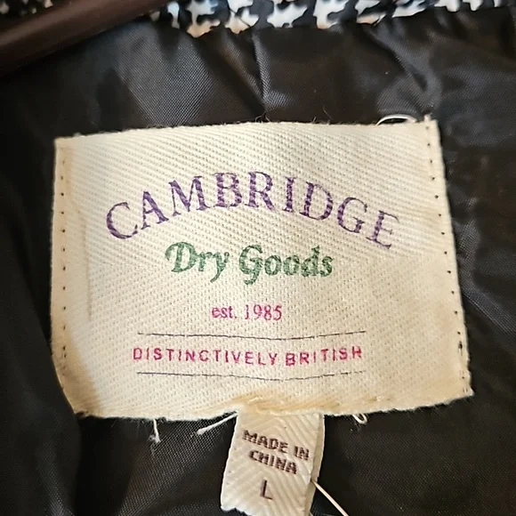 Cambridge Dry Goods Distinctively British Black & White Vest - Picture 6 of 11